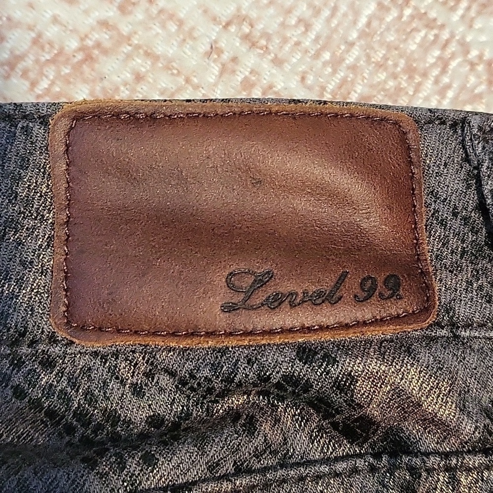 Level 99 Janice Ultra Skinny Stretchy Snakeskin Pants Size 26 - Picture 4 of 14